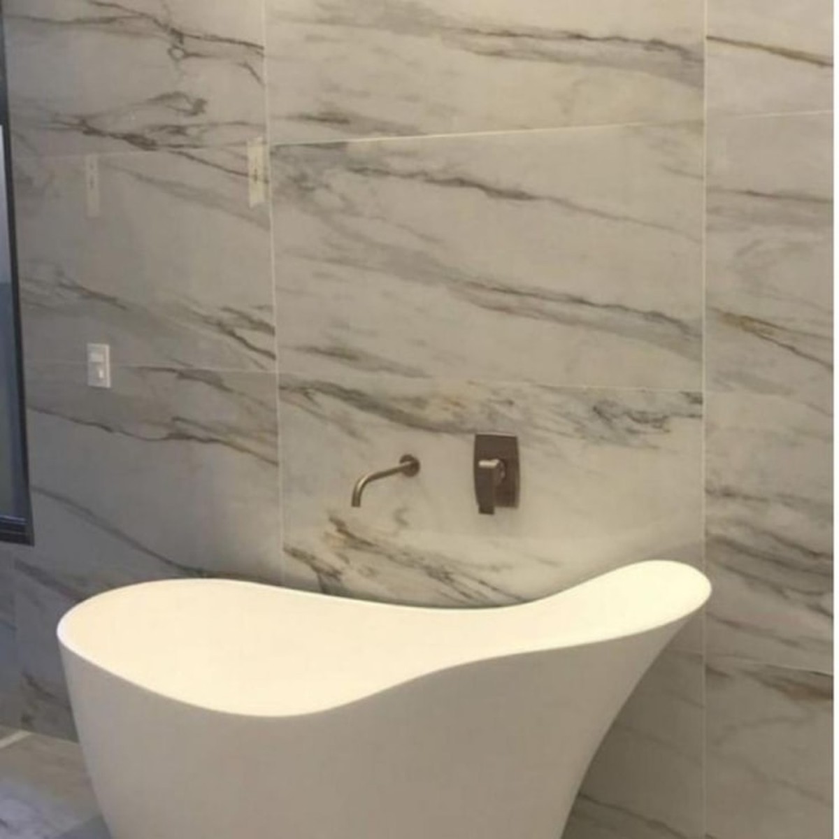 Porcelanato Calacata Gold Mate 60x120 cm - Roca