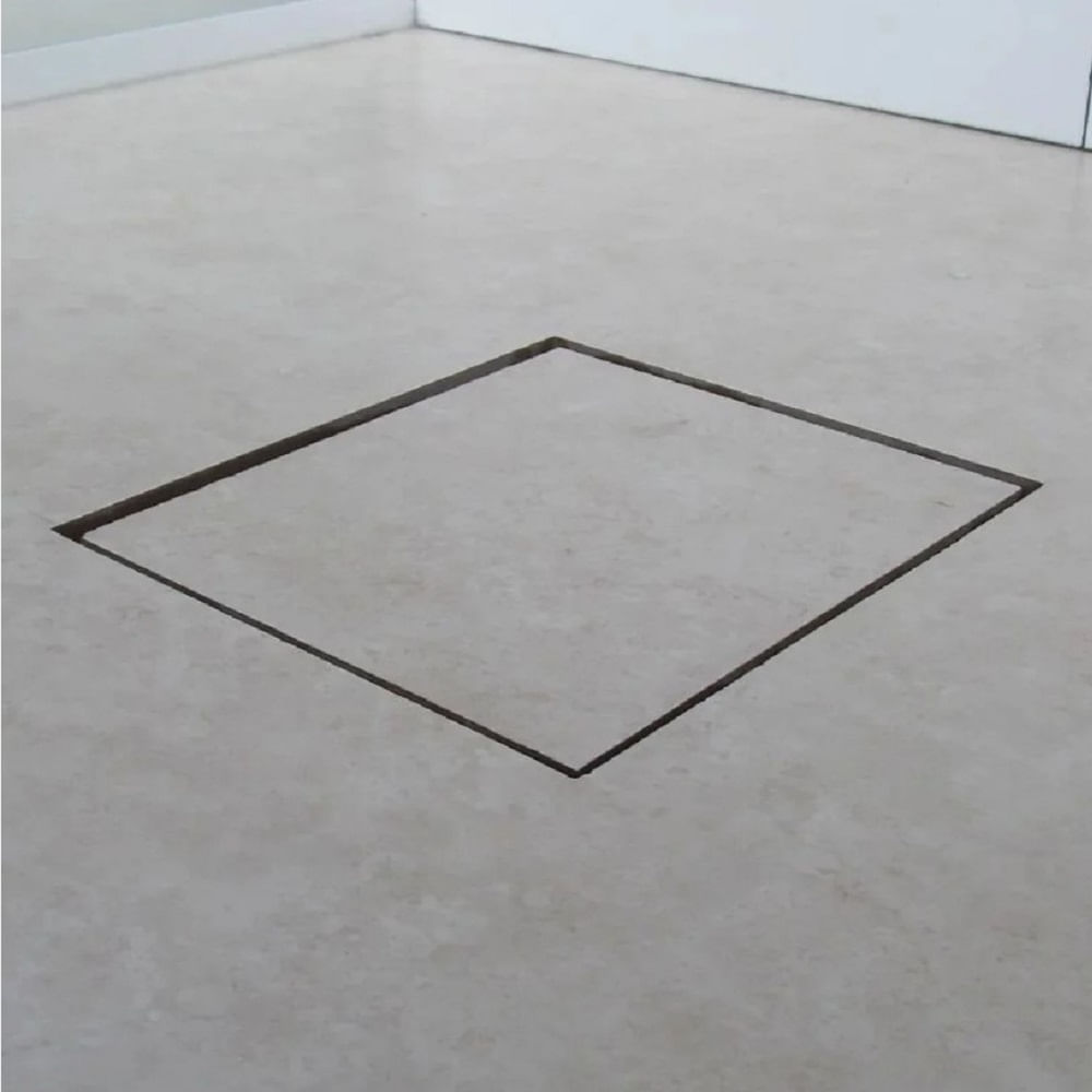 Ralo Linear Novii com Tampa Oculta 15x15cm